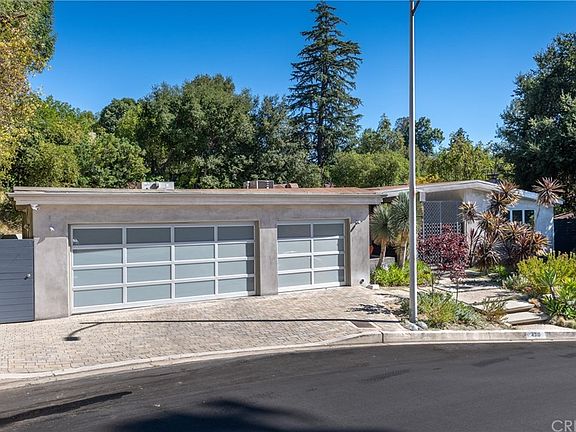 3rd image of 4310 Bergamo Dr