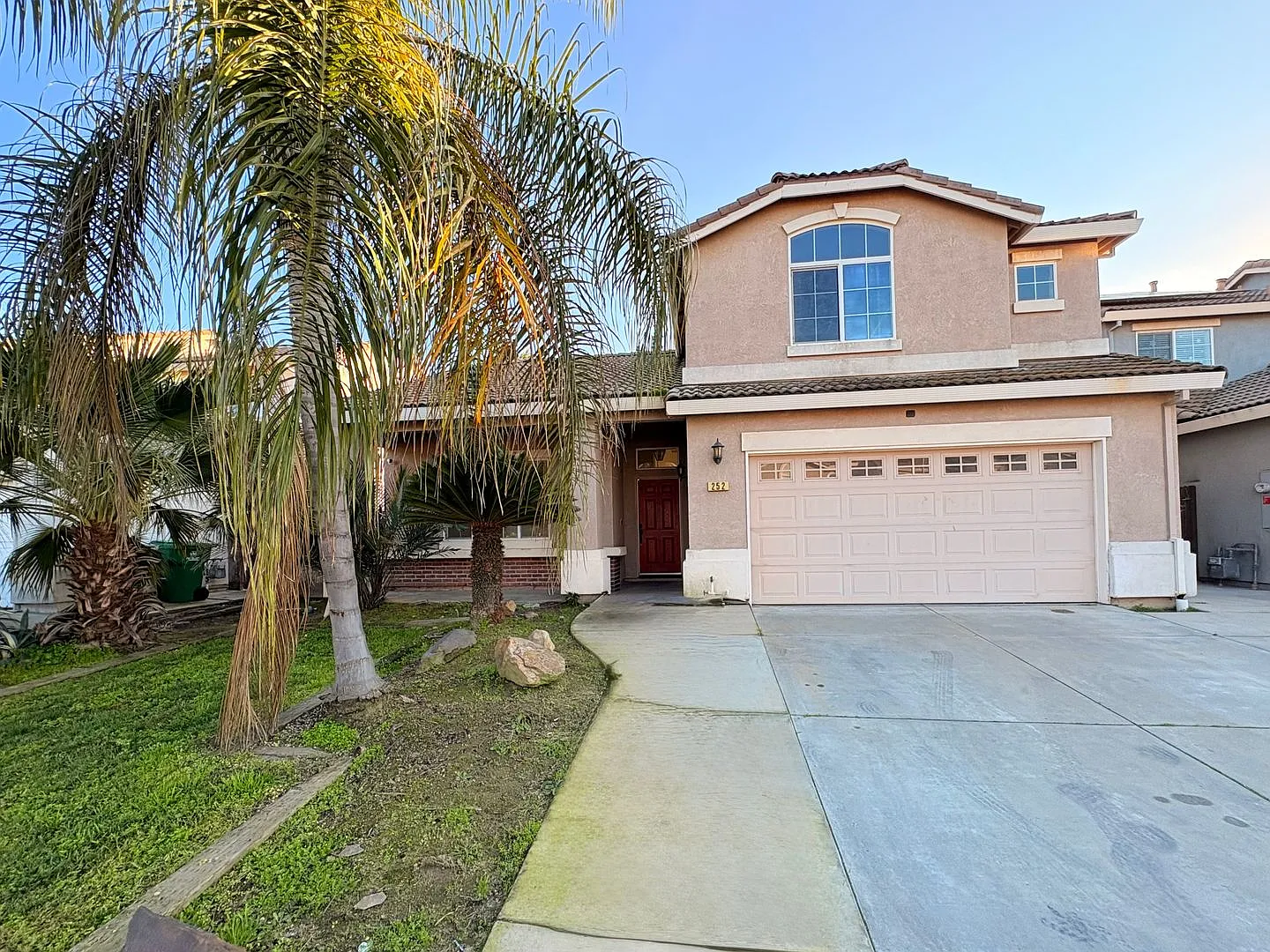 252 Branco Ave photo 1