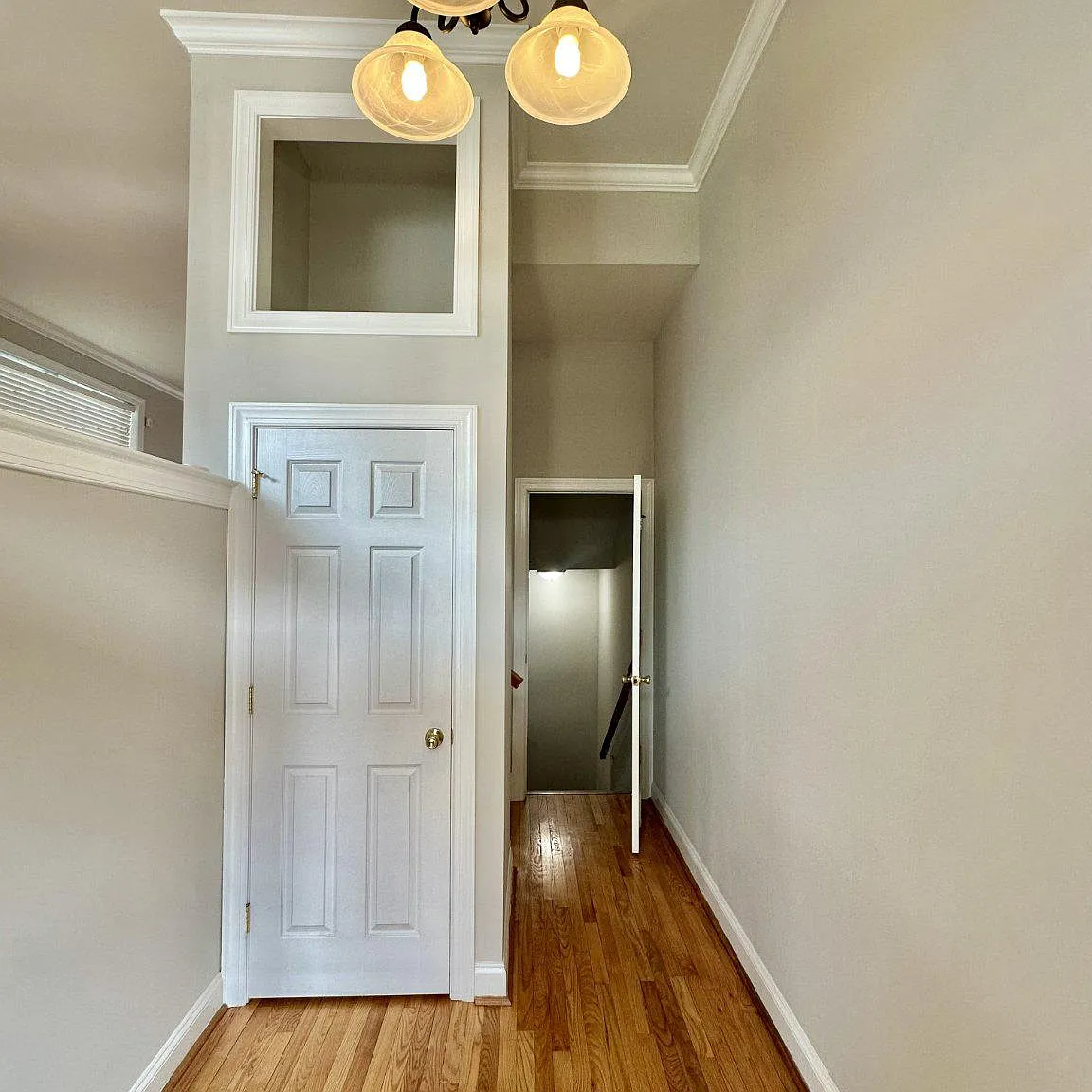 3 bed, 2.5 bath, 2065 sqft, $2,700 — Photo 2