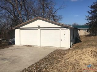 18339 Still Oak Rd, Warsaw, MO 65355
