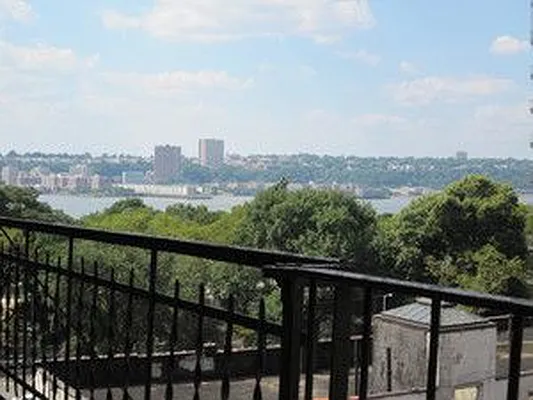 Rented by Guidance Realty Corp. | media 17