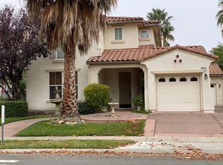 5012 Crest Dr, Sacramento, CA 95835