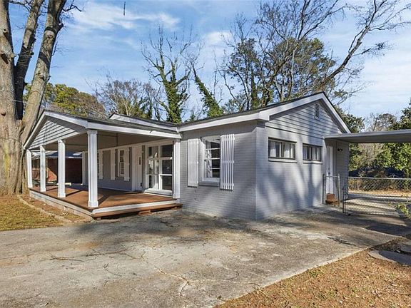 3rd image of 4810 Bartlett Rd