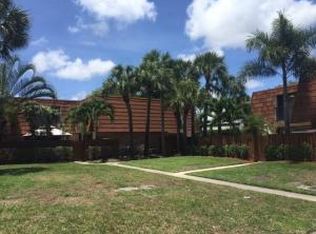 406 Live Oak Ln, Boynton Beach, FL 33436