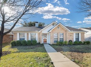 1502 Springcrest Dr, Mesquite, TX 75149