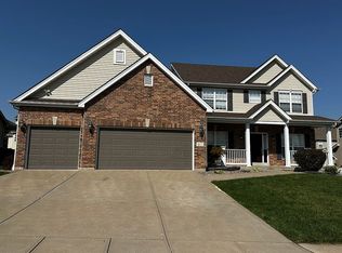 611 Derek Dr, Wentzville, MO 63385