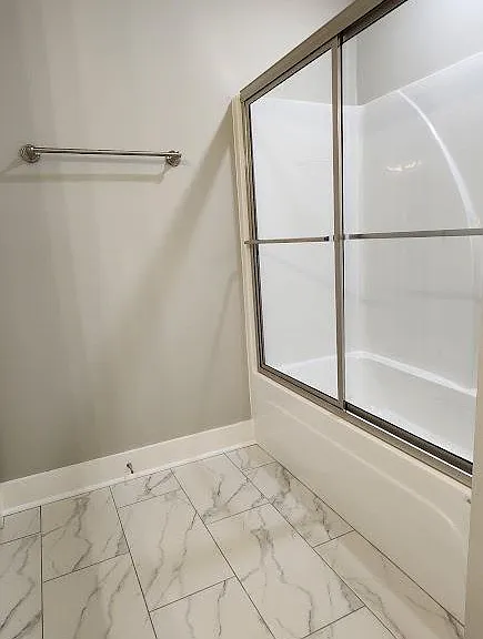 225 Country Club Pkwy #52 — Photo 17