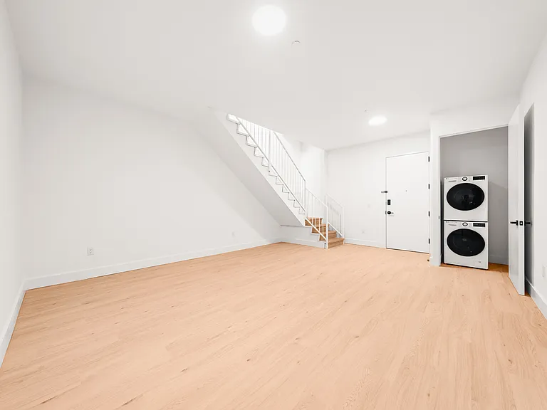 733 Lincoln Pl #1113 — Photo 5