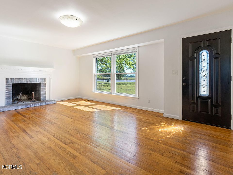 1136 S Railroad Street, Warsaw, NC 28398 Zillow