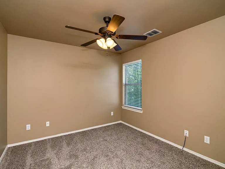 1430 Piedmont Dr — Photo 10