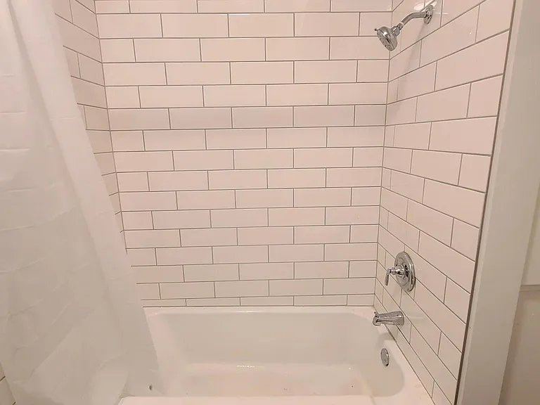 803 Hamilton St #L — Photo 11