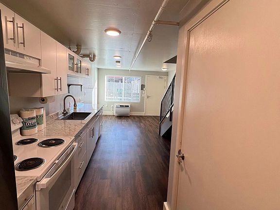 5th image of 803 Waimanu St #108