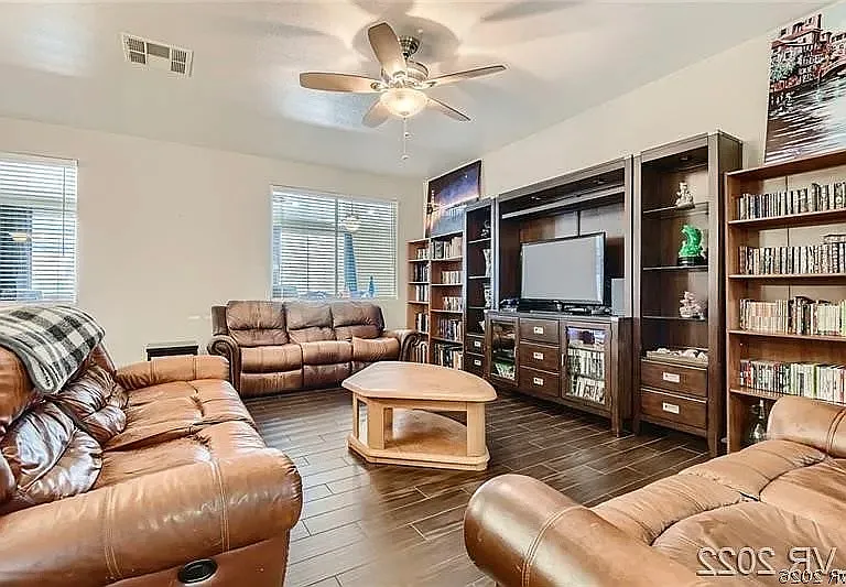 2255 Calistoga Ct #1 — Photo 1
