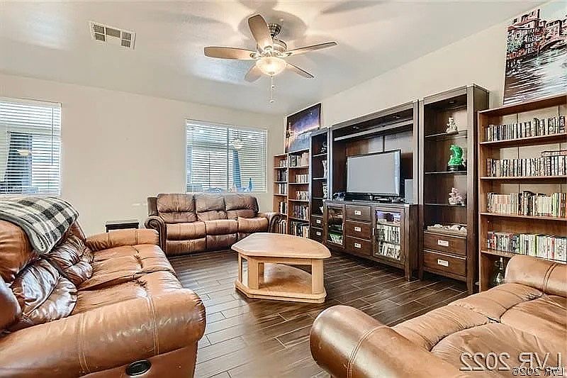 1st image of 2255 Calistoga Ct #1
