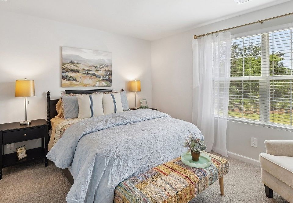 1st image of 717 Ashbrook Dr