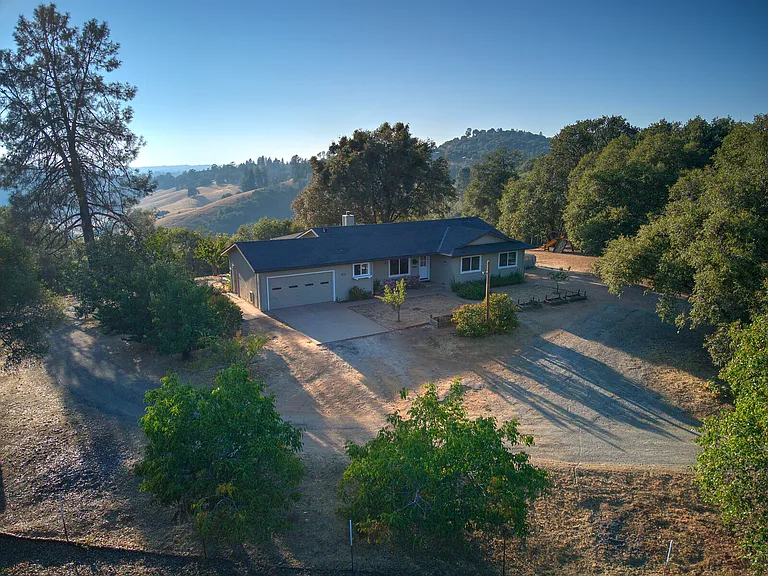 18626 Quiet Oak Pl — Photo 24