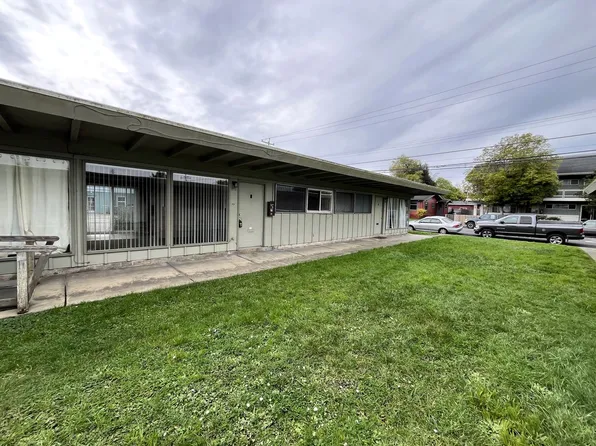 1810-1826 H - Arcata - Dnt$ Prm: Brittany (9), 1810-1826 H St #Ea9d4da0b, Arcata, CA 95521