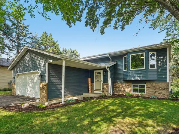 18120 Echo Dr, Farmington, MN 55024