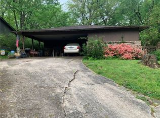 1637 E Hammond St, Fayetteville, AR 72701