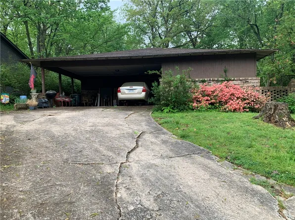 1637 E Hammond St, Fayetteville, AR 72701