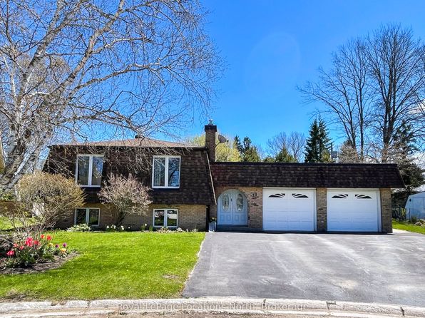 39 Centennial Heights Ct, Meaford, ON N4L 1E5