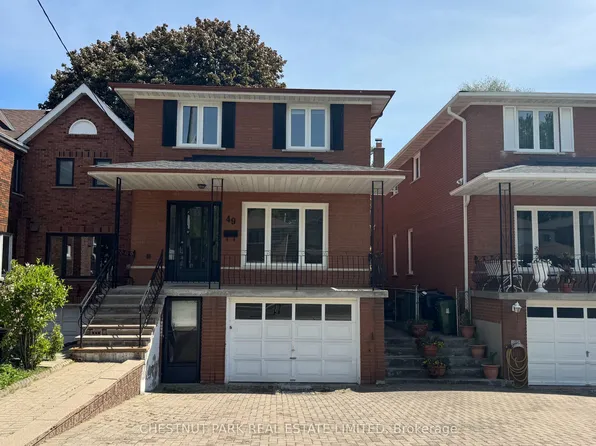 49 Woodville Ave, Toronto, ON M4K 2J5