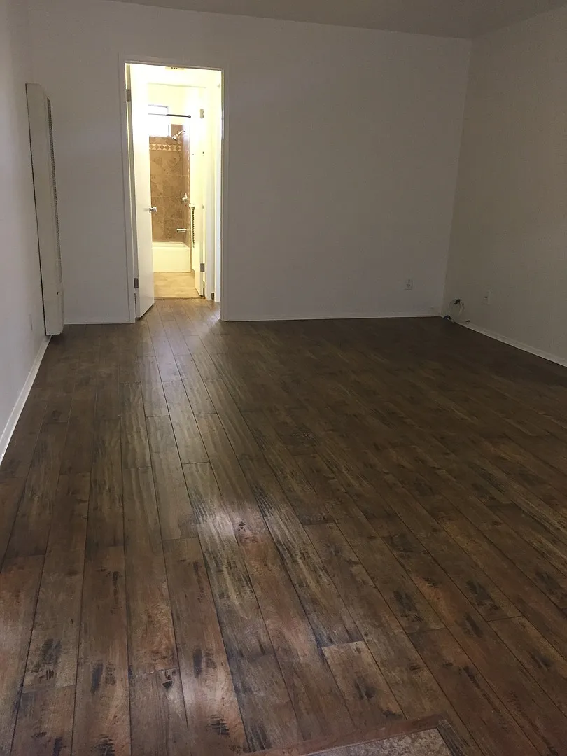 717 Strand Street — Photo 3