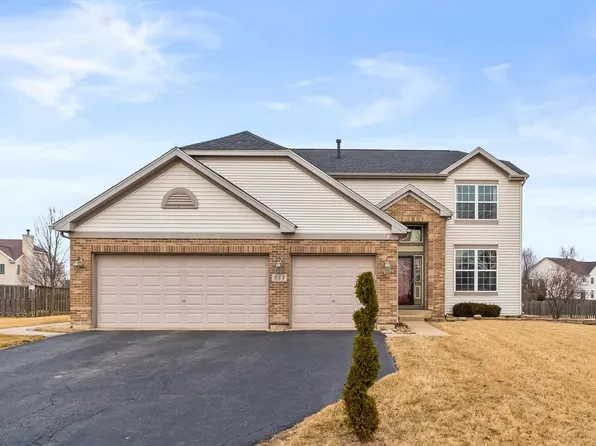 883 Prairie Crossing Dr, Yorkville, IL 60560