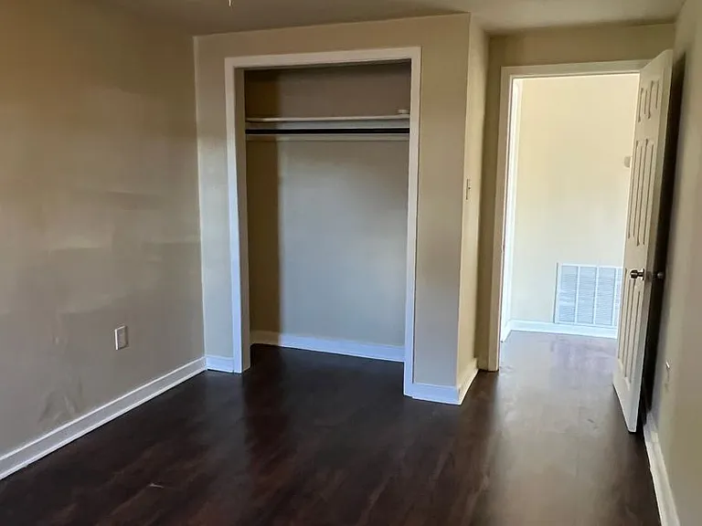 1518 Chartiers Ave — Photo 13
