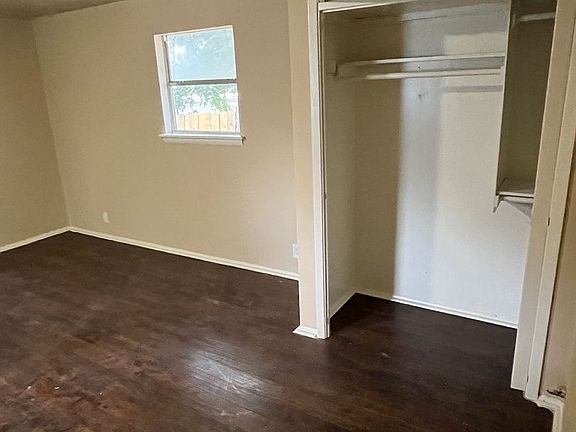 4th image of 4418 Newcome Dr #B