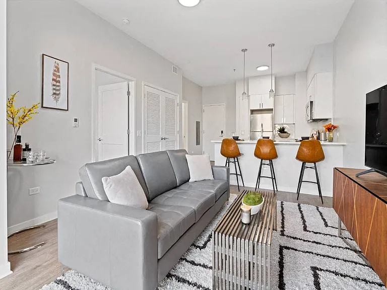 23rd Place Apartments - Market Rate Apartments — Photo 15