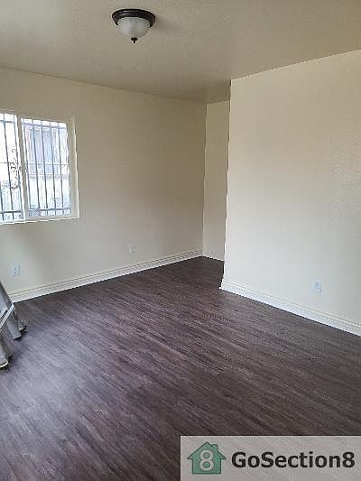 1st image of 426 E 108th St #5