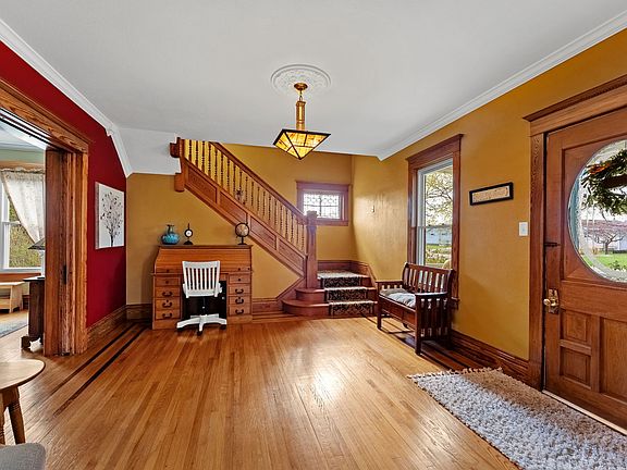 5th image of 1009 NW 3rd St