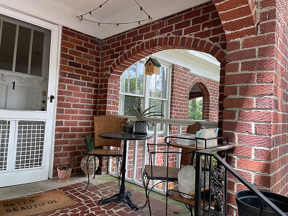 Private porch (same one).