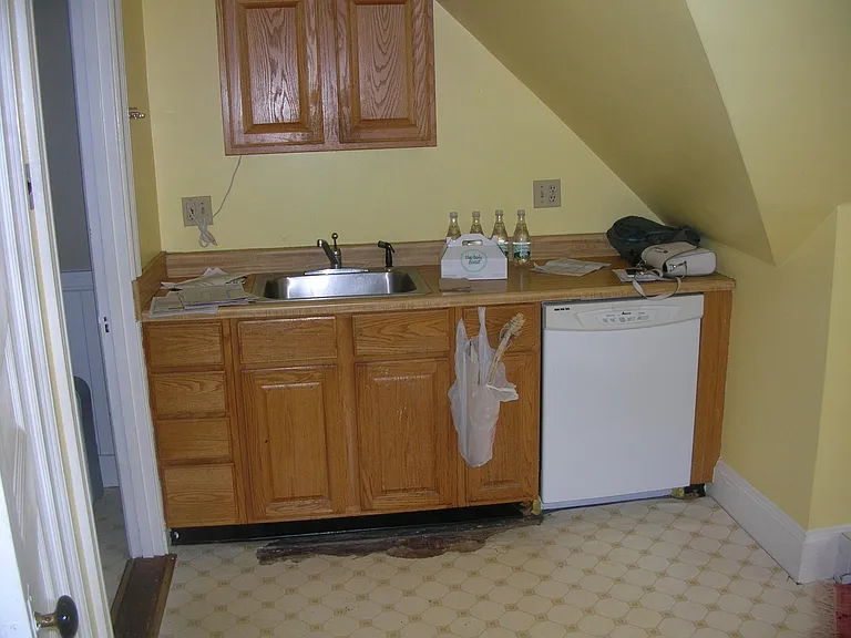 101 Vaughan St #3 — Photo 11