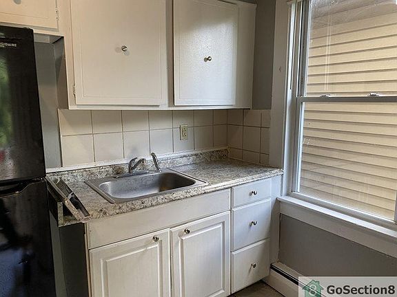 3rd image of 54 Village St #2