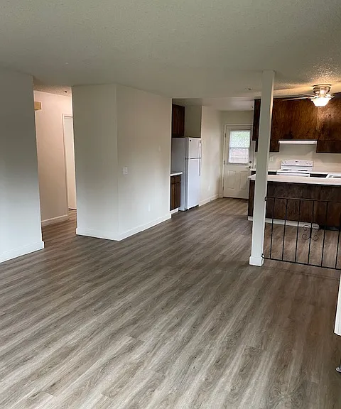 Vista Del Robles Apartments — Photo 13