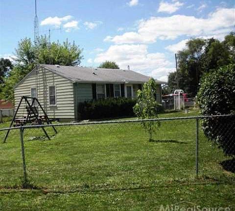2nd image of 7176 Houghton Dr
