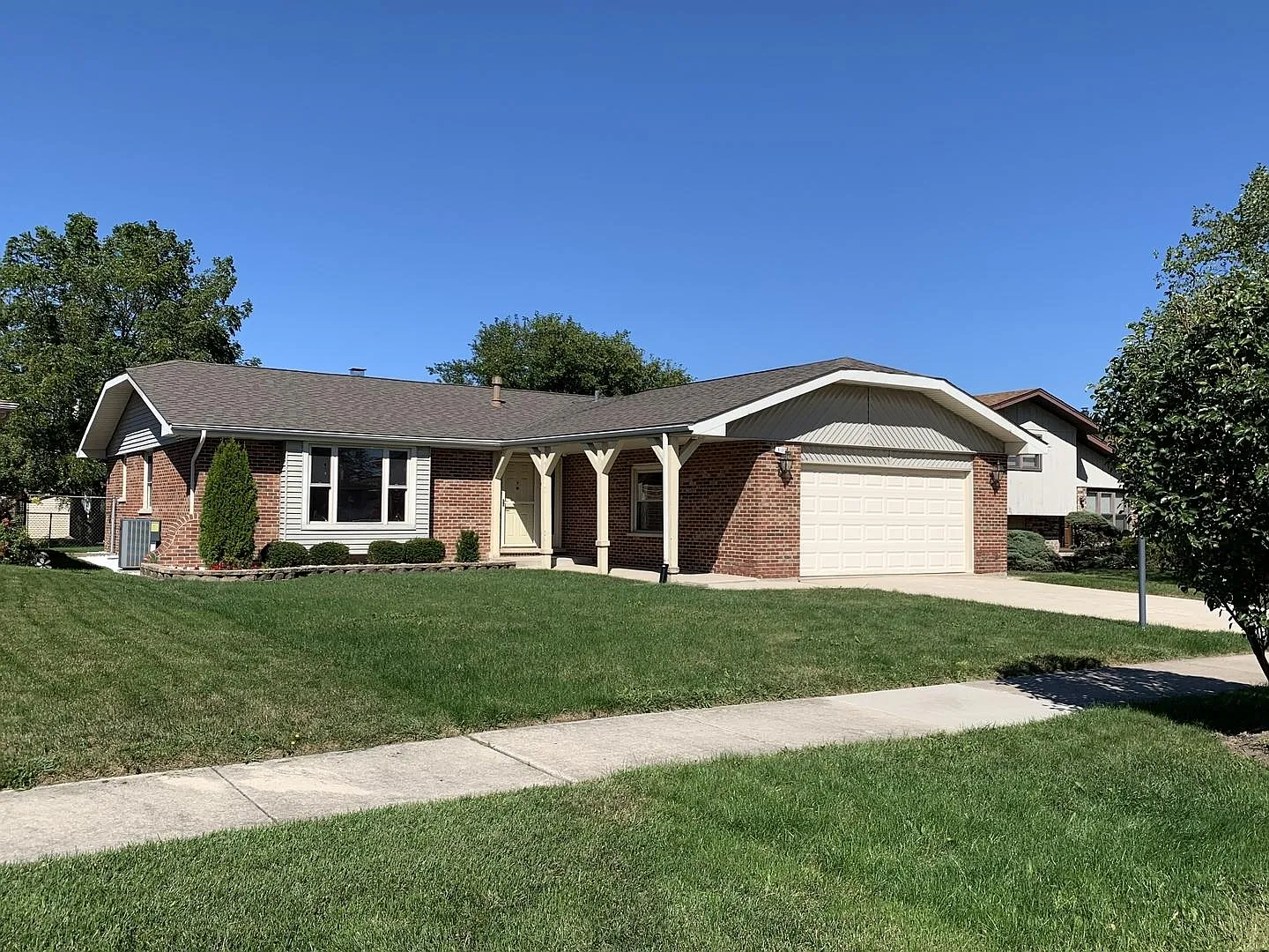 6130 La Grande Ct photo 1