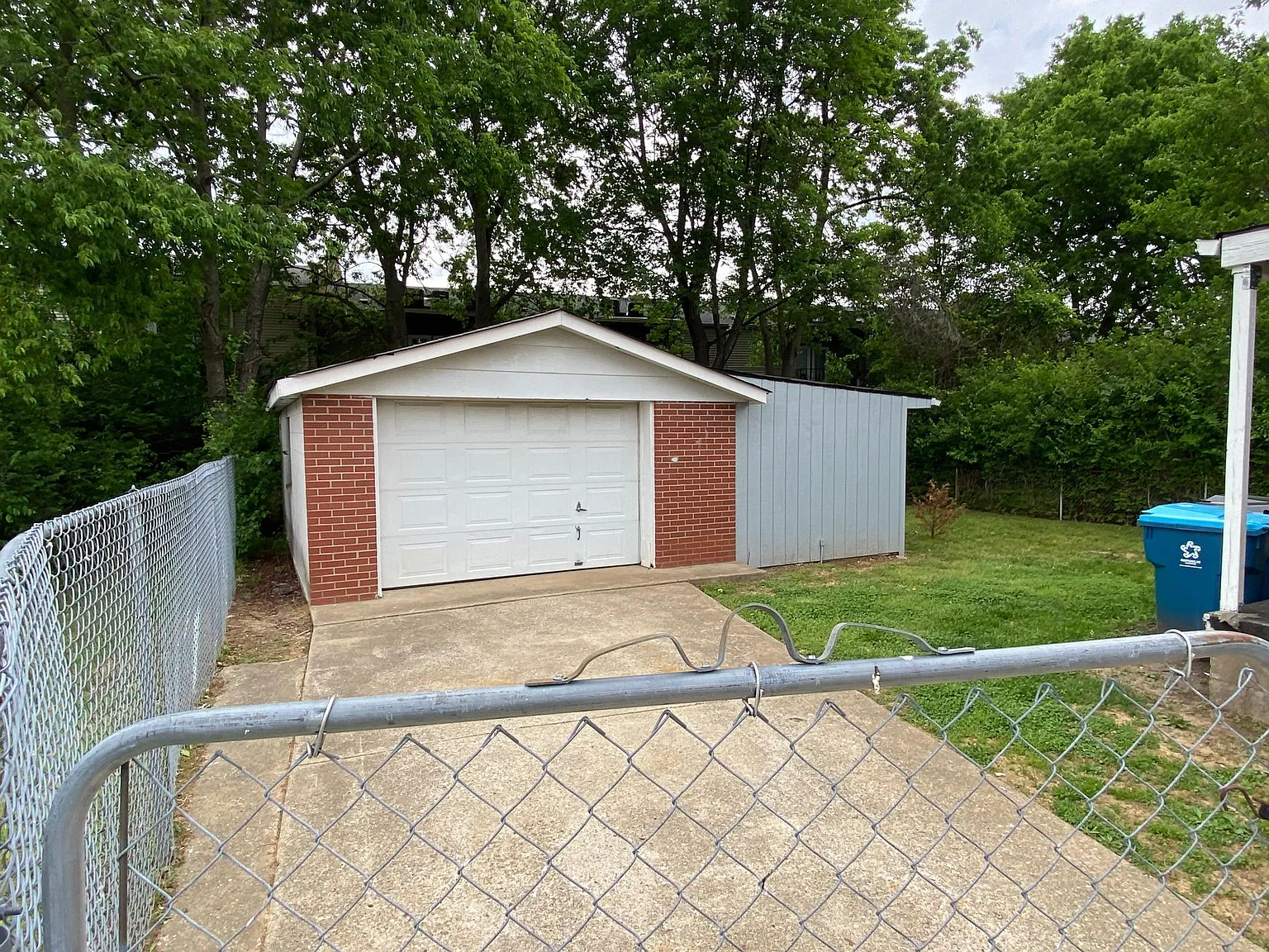 4401 Champions Trace Ln — Photo 3