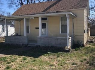 830 W Chestnut St, Carthage, MO 64836