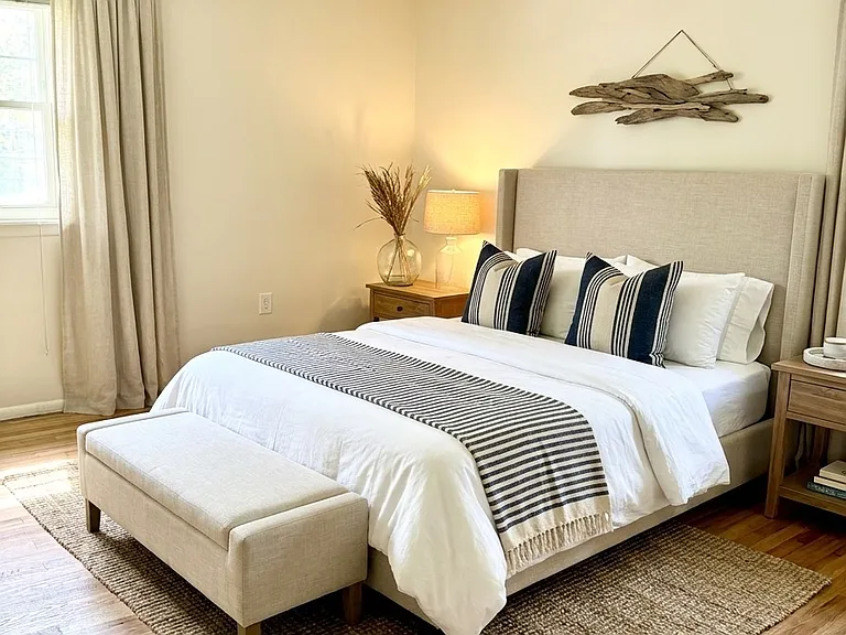 Virtual primary bedroom