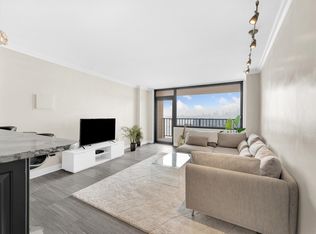 380 Mountain Rd APT 611, Union City, NJ 07087