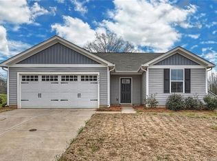 2423 Willow Pond Ln SE, Concord, NC 28025