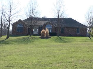 11762 NE Station Ln, Cameron, MO 64429