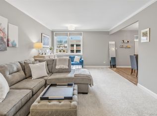 280 Atlantic Ave APT 310, East Rockaway, NY 11518