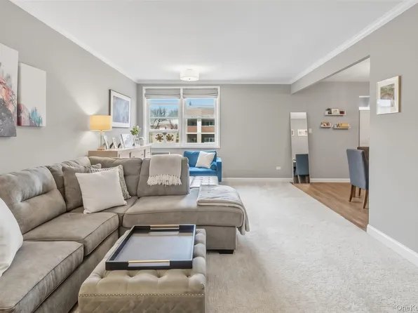 280 Atlantic Ave #310, East Rockaway, NY 11518