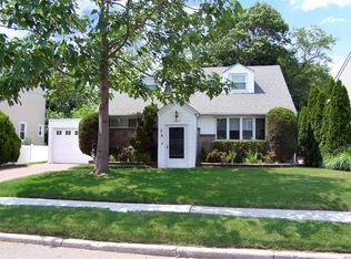 1547 Spring St, East Meadow, NY 11554