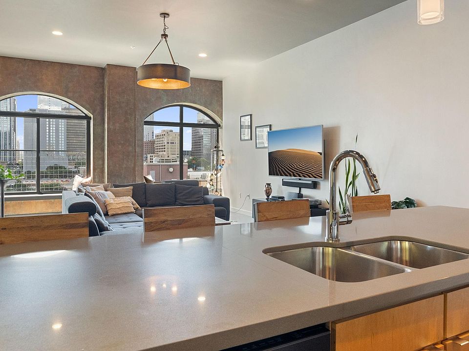 1st image of 507 Sabine St APT 605