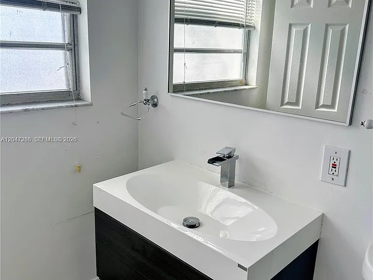 137 Golden Isles Dr #1212 — Photo 13